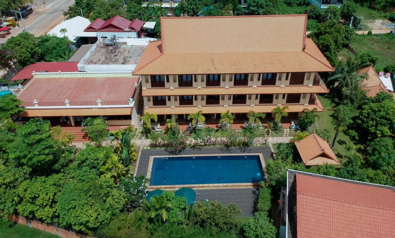 Savada Angkor Boutique Hotel Siem Reap Exterior photo