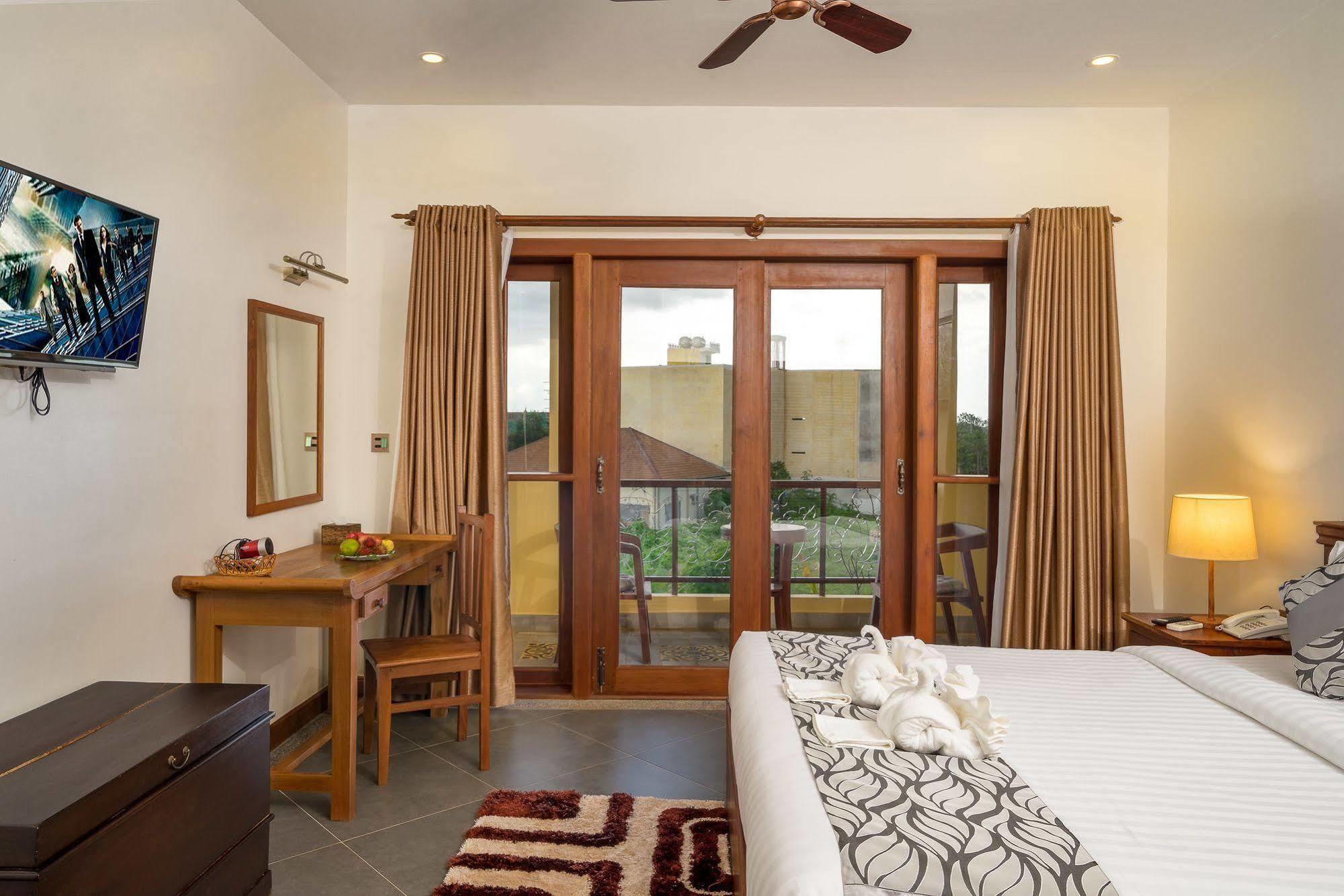 Savada Angkor Boutique Hotel Siem Reap Exterior photo
