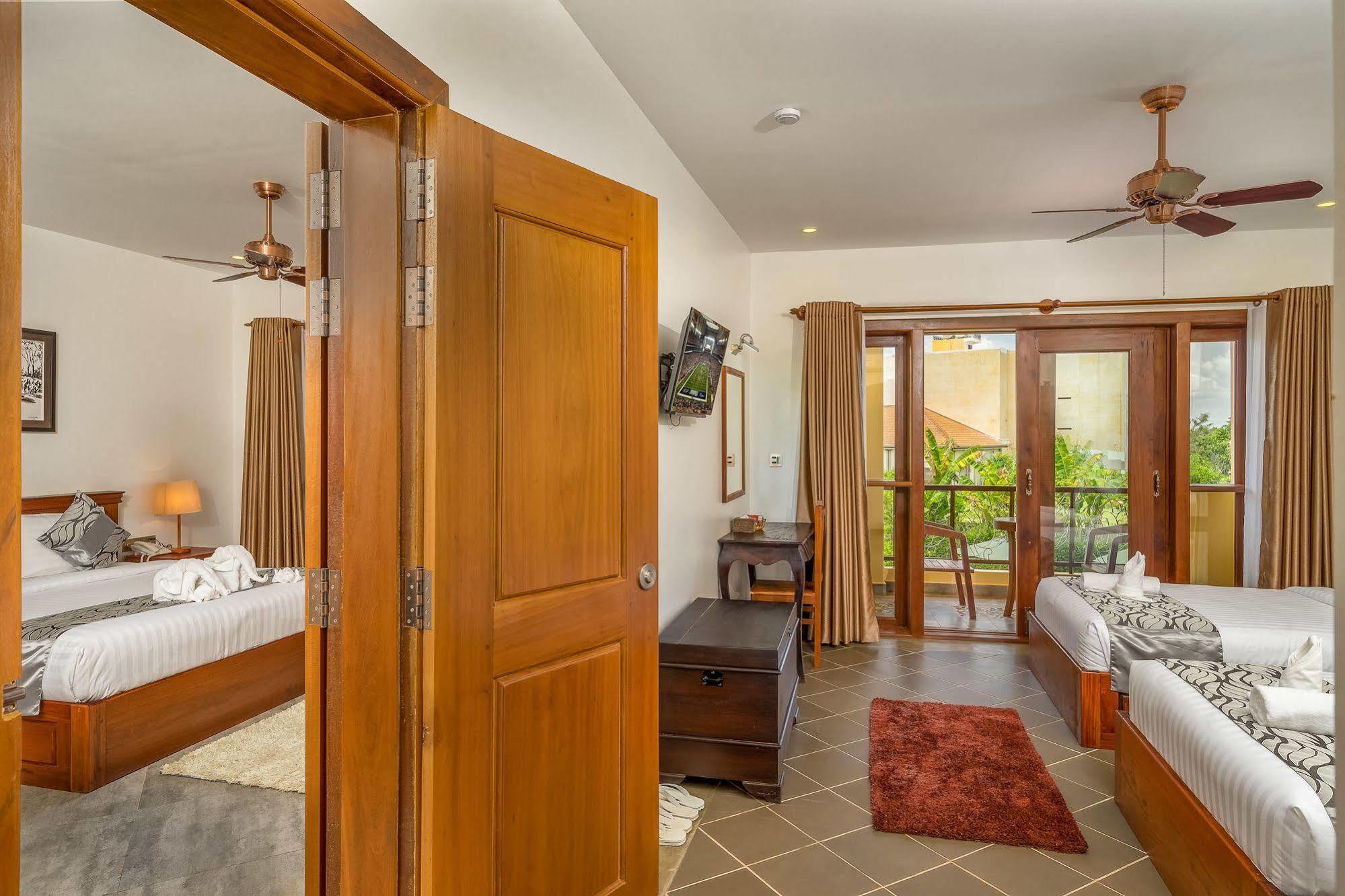 Savada Angkor Boutique Hotel Siem Reap Exterior photo